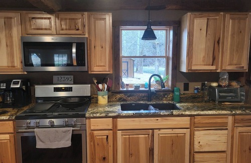 Lairdsville Cabin | Charming 2-bedroom cabin on Muncy Creek, near Muncy Valley with AC