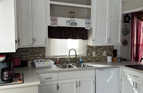 Perdue Hill House | Charming 2-bedroom house in Monroeville with Wi-Fi and AC.