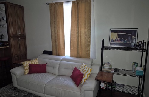 Saint Roch House | Charming 2-bedroom townhome with AC and WiFi in fabulous New Orleans