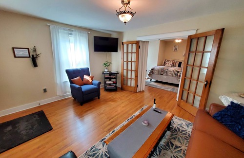 Mid-City Apartment | Charming 2-bedroom apartment in quiet New Orleans neighborhood