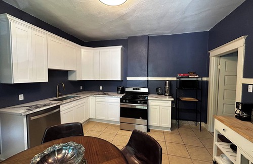 Fairgrounds House | Charming 2-bedroom house in fantastic New Orleans