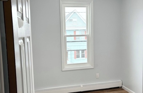 North Bergen Apartment | Charming 2-bedroom apartment in cool North Bergen with WiFi, AC