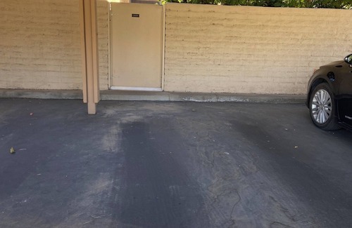 Palm Springs Condo | Charming 2-bedroom condo in enchanting Palm Springs with AC, WiFi, Pool. Gym
