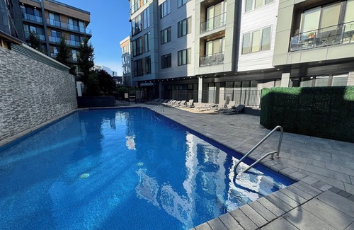 Olde Kensington Apartment | Charming 2-bedroom apartment with WiFi, AC in lovely Philadelphia