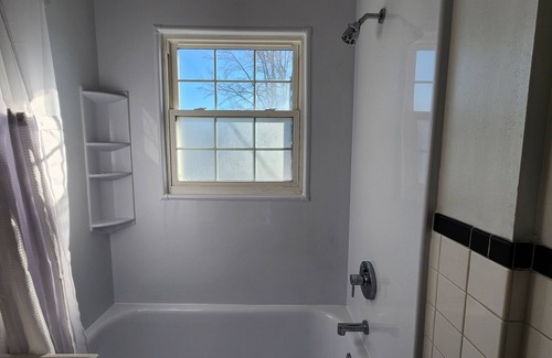 Scottown House | Charming 2-bedroom townhome with WiFi, AC in enchanting Proctorville