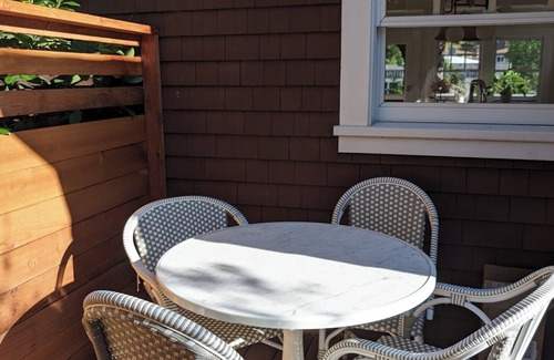 San Anselmo House | Charming 2-bedroom house in San Anselmo with AC