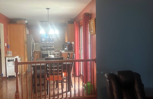 Sauk Village House | Charming 2-bedroom house with WiFi, AC in welcoming Sauk Village