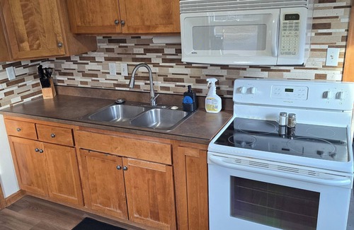 Sioux Falls House | Charming 2+ bedroom house in walking distance from Sanford, Augi, & U of S.F.