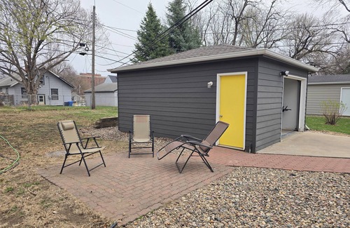 Sioux Falls House | Charming 2+ bedroom house in walking distance from Sanford, Augi, & U of S.F.