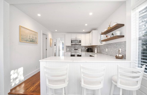 Sound Beach Cottage | Charming 2-Bedroom Cottage Just Steps Away From Private Beach!