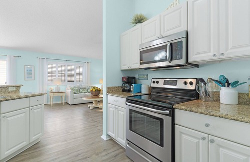 Caroline Villa | Charming 2-bedroom villa with AC/WiFi in Florida's friendliest town The Villages