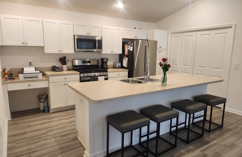 Okahumpka Villa | Charming 2-bedroom villa in The Villages with WiFi and AC