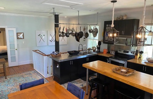 Windmill Point House | Charming 2-bedroom house on the Chesapeake Bay