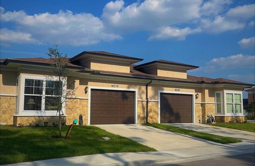 San Carlos Park Villa | Charming 2-bedroom villa in beautiful Fort Myers