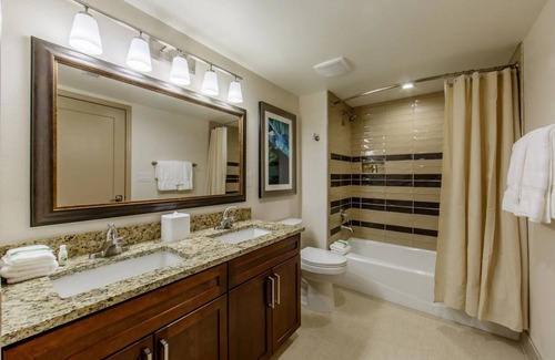 North Scottsdale Villa | Charming 2-bedroom villa in Scottsdale; 1/2 a block to the Waste Management Open