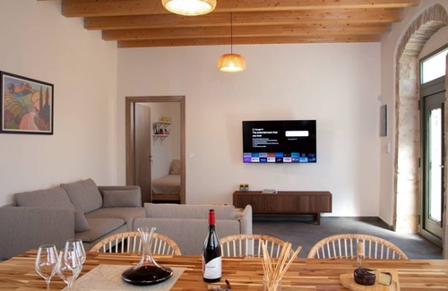 Vlachiana Villa | Charming 2-bedroom villa with scenic view