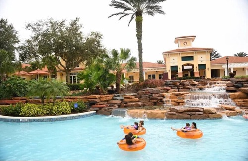 Historic Downtown Kissimmee Villa | Charming 2-bedroom villa in Kissimmee, FL @ Orange Lake Resort