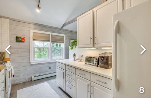 Holmes Villa | Charming 2-bedroom villa in serene Holmes with AC, WiFi