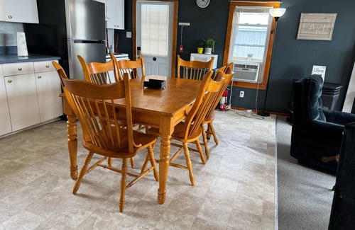 Town of Oswegatchie Cottage | Charming 2-bedroom waterfront cottage in Black lake NY