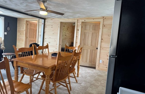 Town of Oswegatchie Cottage | Charming 2-bedroom waterfront cottage in Black lake NY