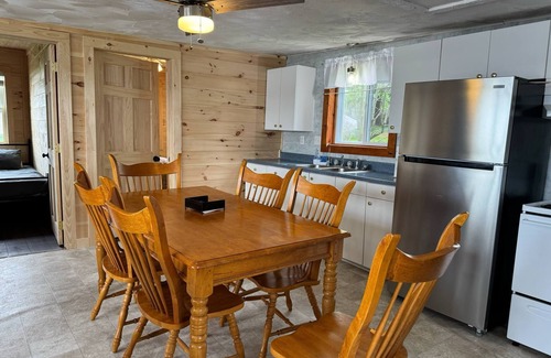 Town of Oswegatchie Cottage | Charming 2-bedroom waterfront cottage in Black lake NY