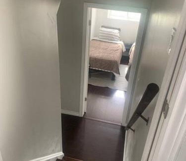 Lakeview Apartment | Charming 2 bedroom with Private Entrance