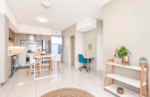 Greater Johannesburg Metropolitan Area Apartment | Charming 2-bedroom apartment in vibrant Johannesburg