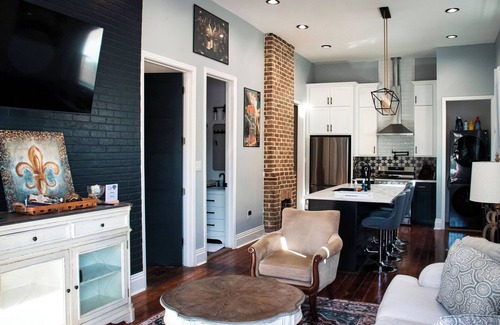 Saint Roch Cottage | Charming 2-BR, 2-bath cottage w/AC, Heat, WiFi and 5 min from French Quarter.