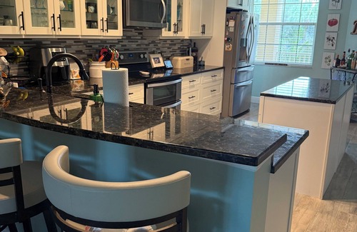 Bonita Springs Condo | Charming 2-BR condo in Pelican Landing gated community in Bonita Springs, FL.