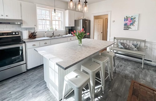 St. Andrews House | Charming 200 year-old Cape Cod in Downtown St. Andrew’s by-the-Sea