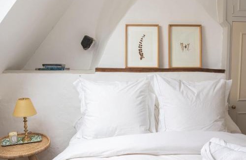 Kingham House | Charming 2BD Cottage in the Heart of Kingham!