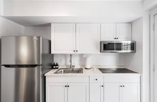 Garrisonville House | Charming 2beds basement with firepit