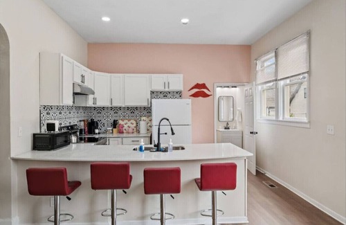 Herron Morton House | Charming 2BR Apartment | Ideal Central Location
