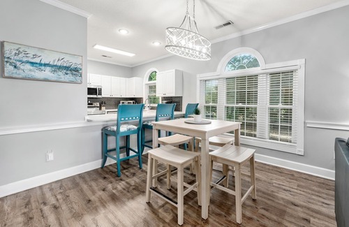 Myrtle Beach Apartment | Charming 2BR apartment w/WiFi, Patio & Pools