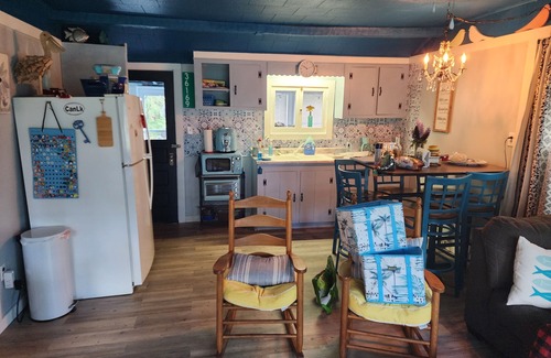 Canadohta Lake Cottage | Charming 2BR cottage at Canadohta Lake w 2 Kayaks . Nice yard with fire pit.