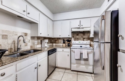 Fort Worth House | Charming 2BR Duplex | Mins to DT