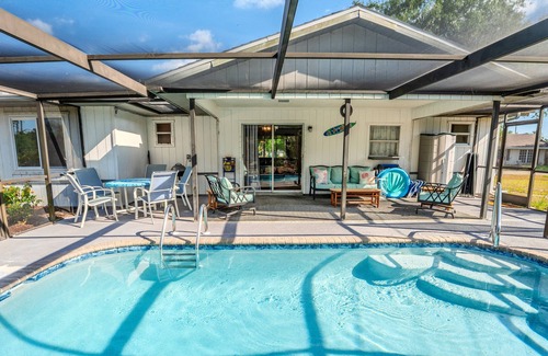 Port Charlotte House | Charming 2BR Home w/Heated Pool & Arcade in Quiet Area – Perfect Location!