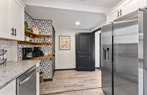 Mosby House | Charming 2br Home w/Outdoor Dining & Fenced Yard