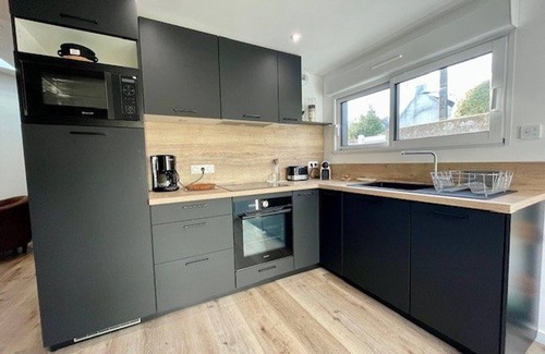 Quiberon Villa | Charming 2BR House in Quiberon Center, Near Beach, with Garden & Modern Amenities