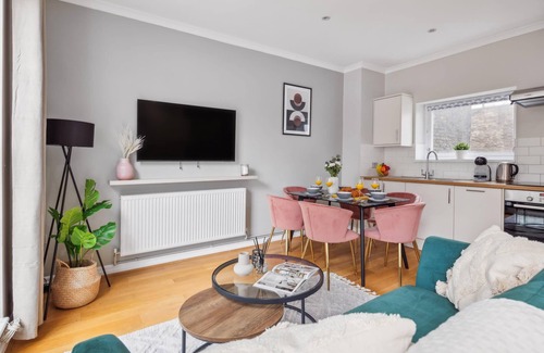 Pimlico Apartment | Charming 2BR in London's Westminster