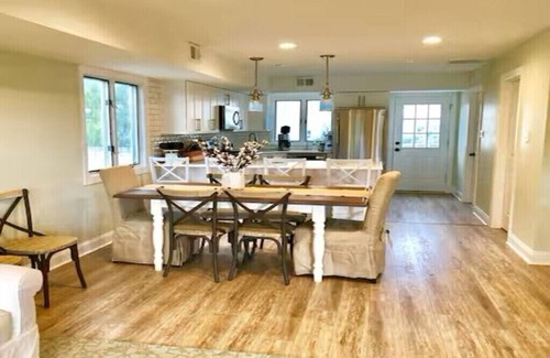 Brigantine House | Charming 2BR townhome with Bay/Golf views,renovated, 2 blocks to Beach with WIFI