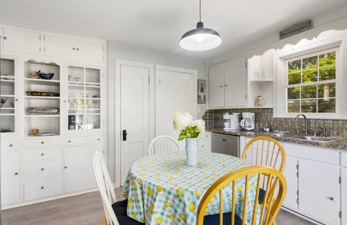 Traverse City House | Charming 3/2 Bungalow: Bay Views & access, Minutes to town Tart tail, Beaches