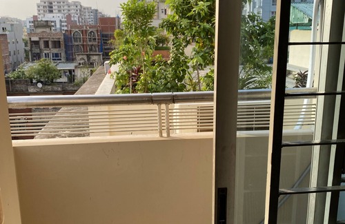 Mohammadpur Apartment | Charming 3-Bed Apartment in Mohammadpur Dhaka