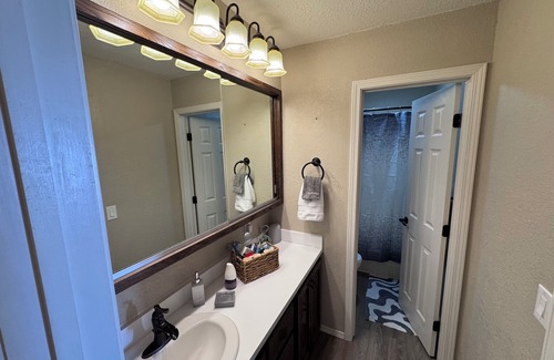 Pampa House | Charming 3 bed 2 bath full house