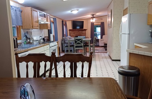 Kerhonkson House | Charming 3-bed/2-Bath with WiFi, AC in Wawarsing. Your Home Away from Home!