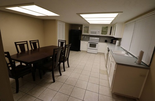 Quail Valley House | Charming 3 Bed/2 Bath home. Equipped for your comfort and convenience