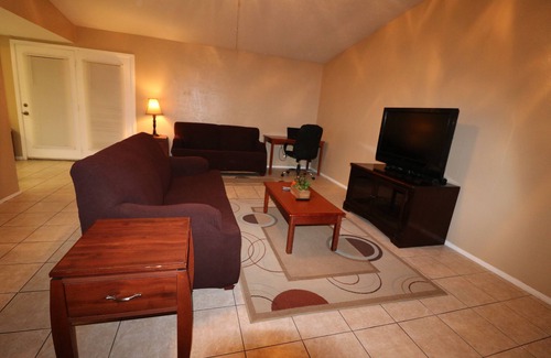 Quail Valley House | Charming 3 Bed/2 Bath home. Equipped for your comfort and convenience