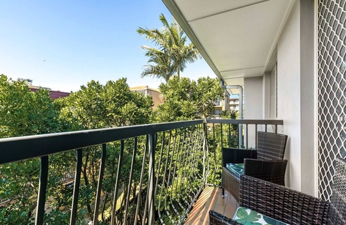 Nundah Apartment | Charming 3-bed Apartment near Local Shops