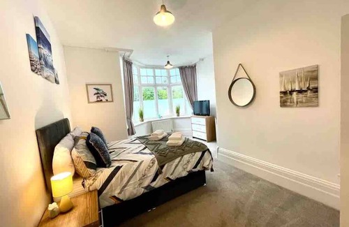 Calder Bridge Apartment | Charming 3-bed Coastal Retreat