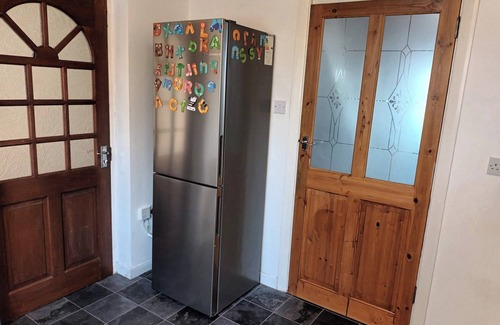 Stonnall House | Charming 3-Bed House in Birmingham near nec & hs2